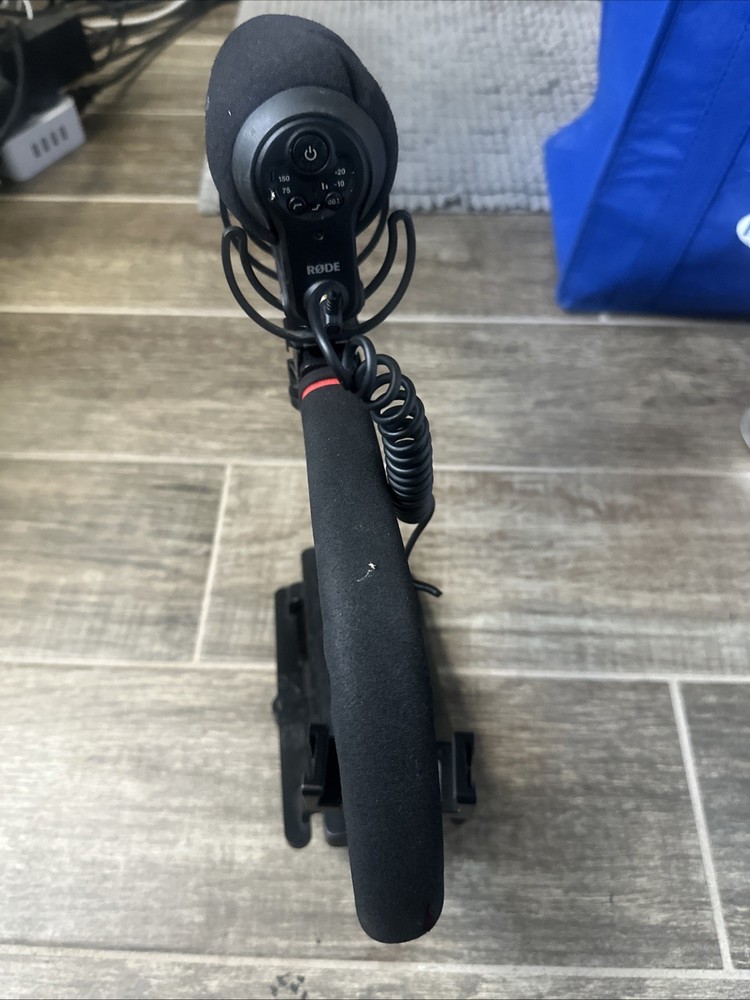 Rode VideoMic Pro+ Plus Microphone + Zeadio Holder
