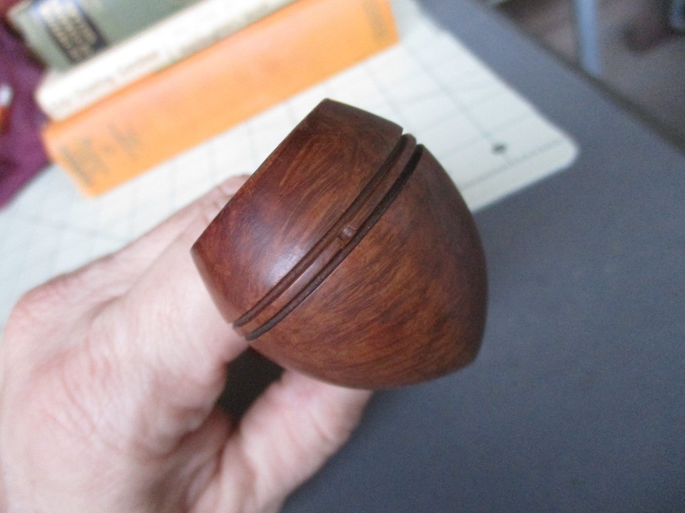 P7: Vtg EHRLICH Pipe