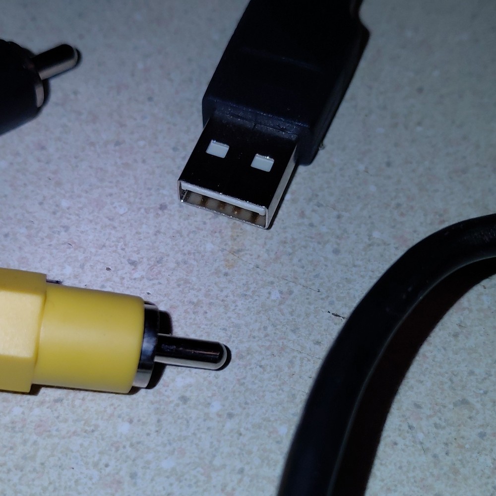 Lexar Media USB CompactFlash Card Reader JumpShot USB005 for CompactFlash Cards