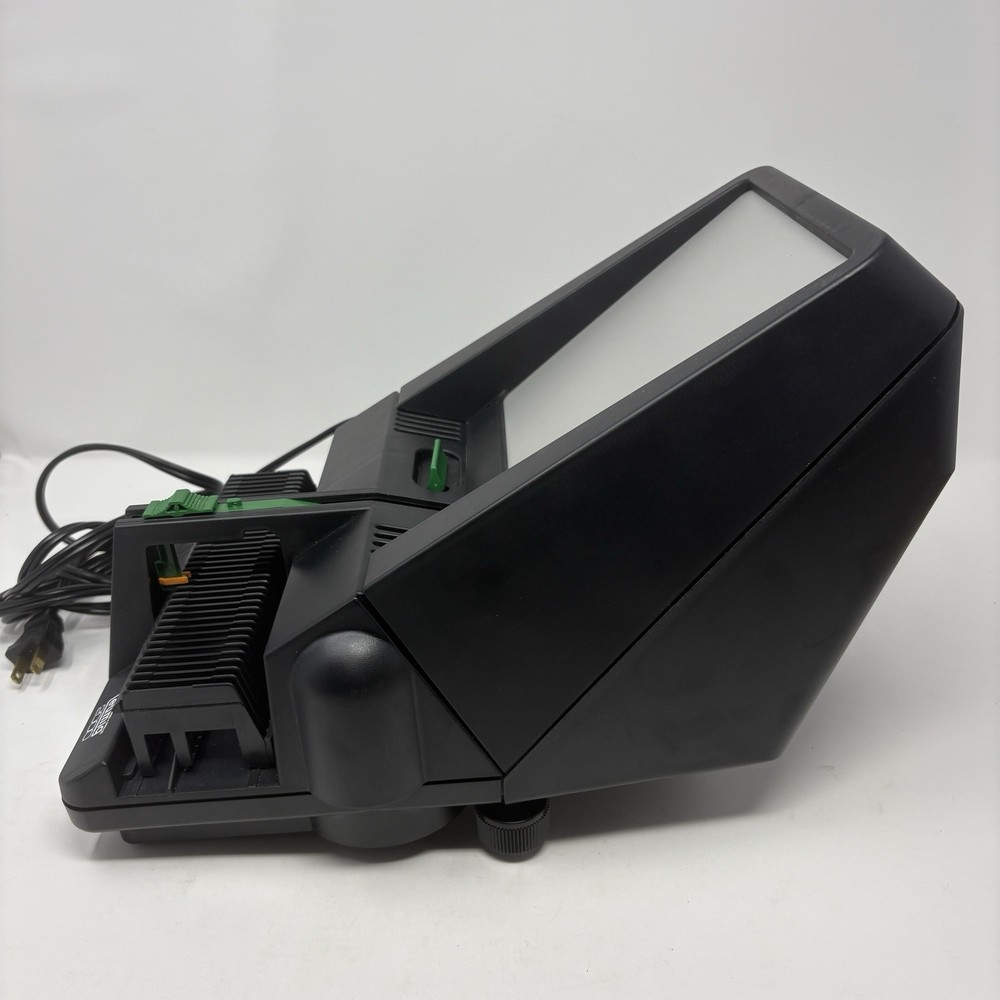 EUMIG 2000 Daylight Screen Projector for 35mm Slides - Tested Working