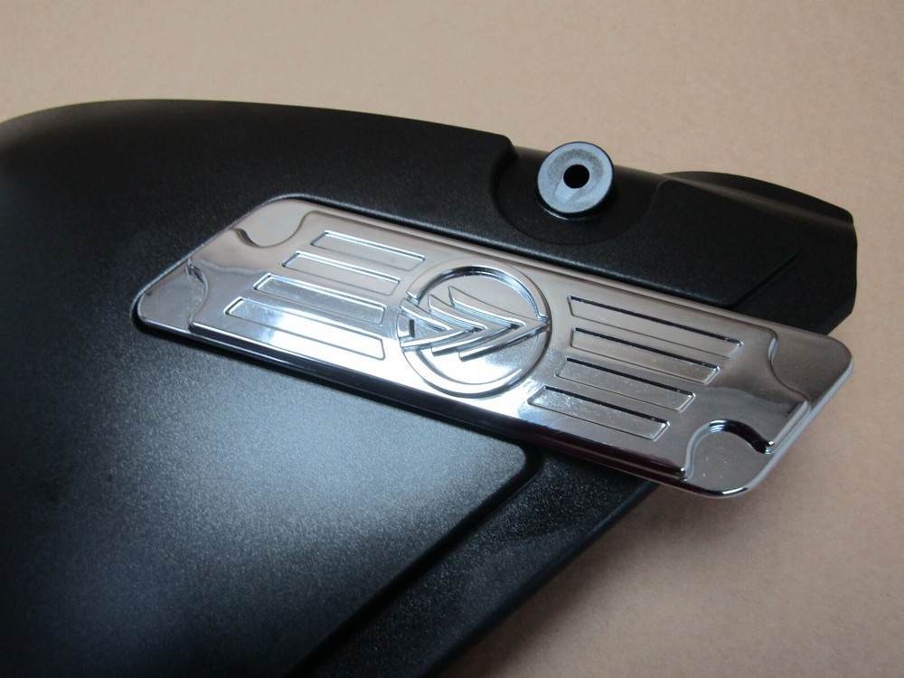 Keeway Superlight 125 2023 90 miles right side fairing panel (13086)