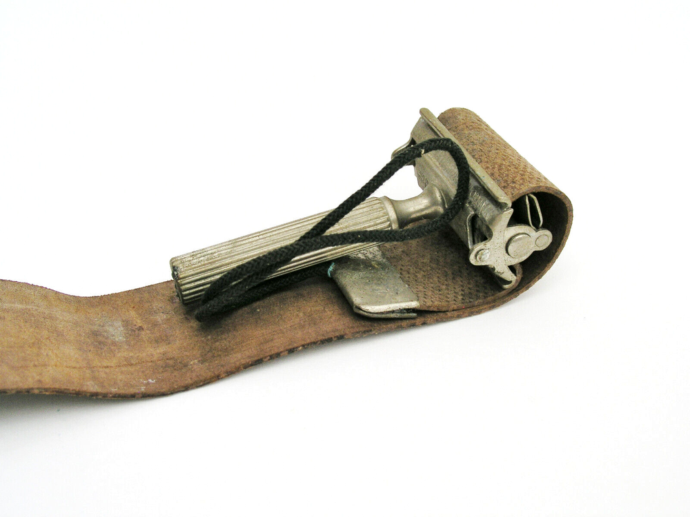 EVER READY STROPPING MACHINE AND STROP w/ ORIGINAL BOX - U.S.A.