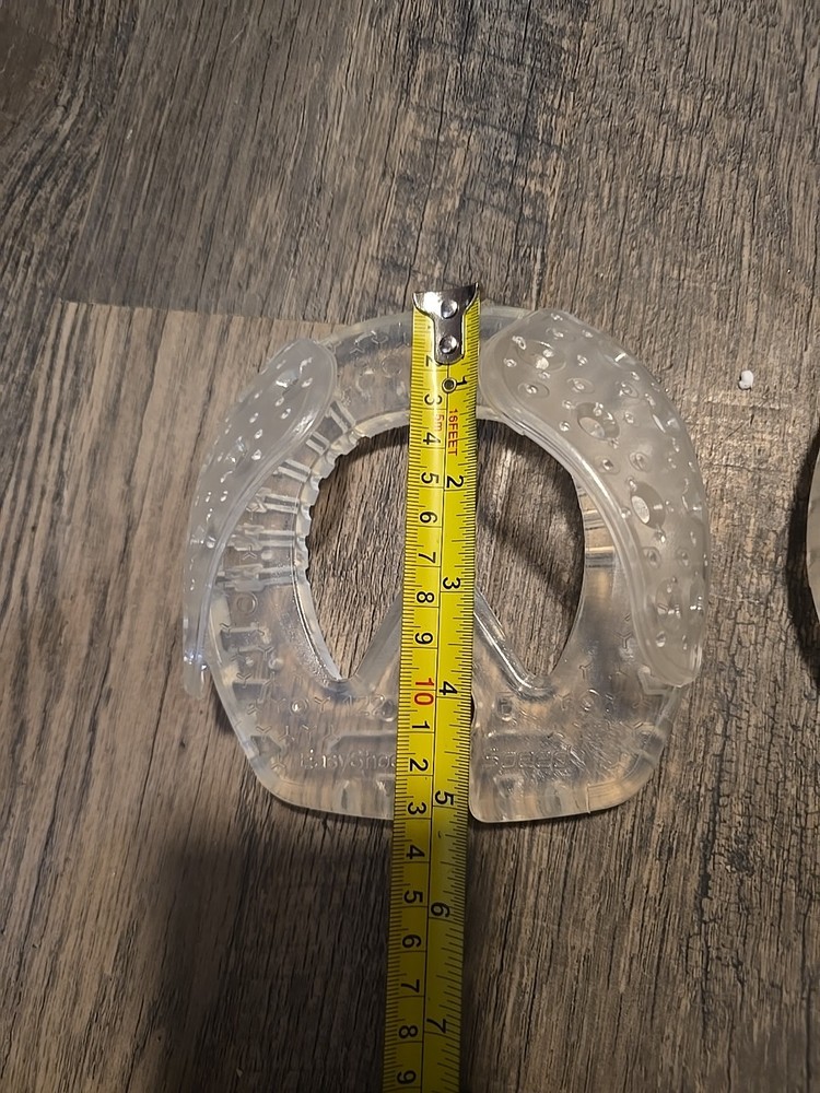 horse shoes