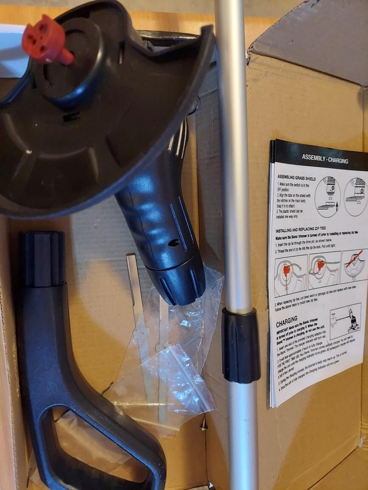 Cordless Grass Trimmer/Edger Quick Charger