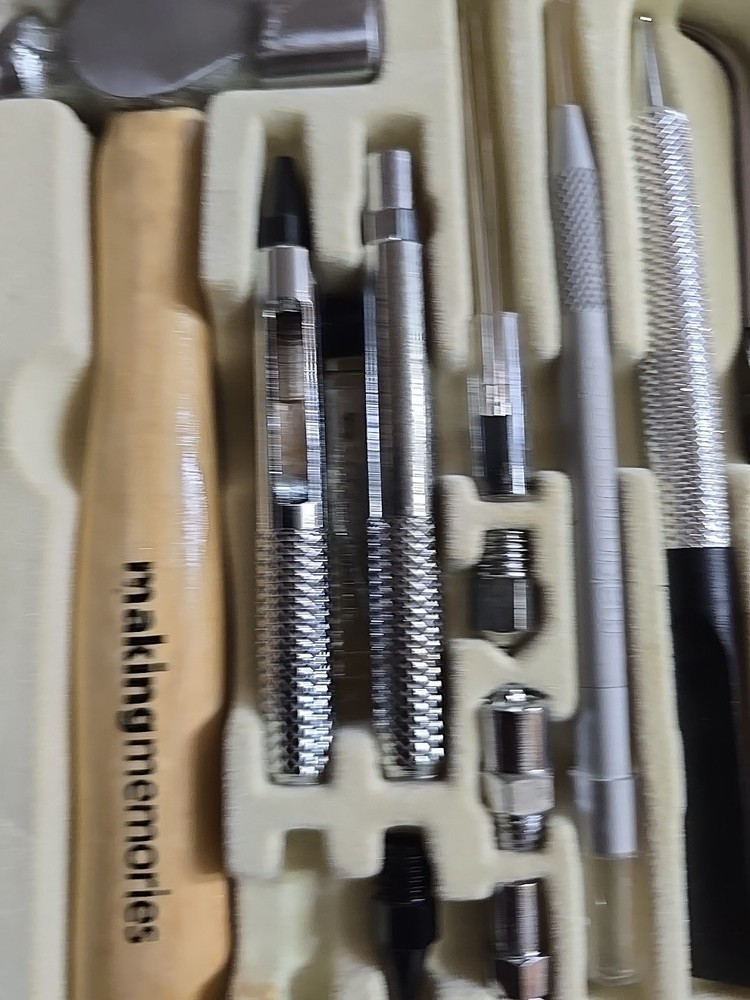 Making Memories Craft Tool Kit For Scrapbooking