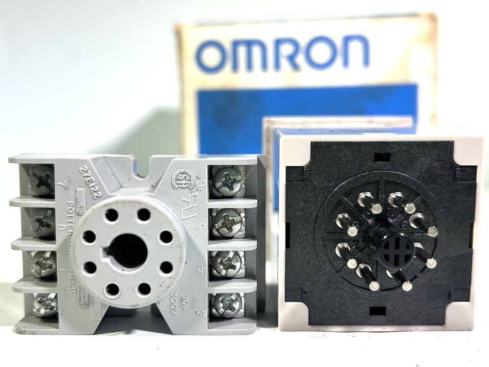 OMRON H3BH-8 Timer W/Base & Box • New • .5-10 min