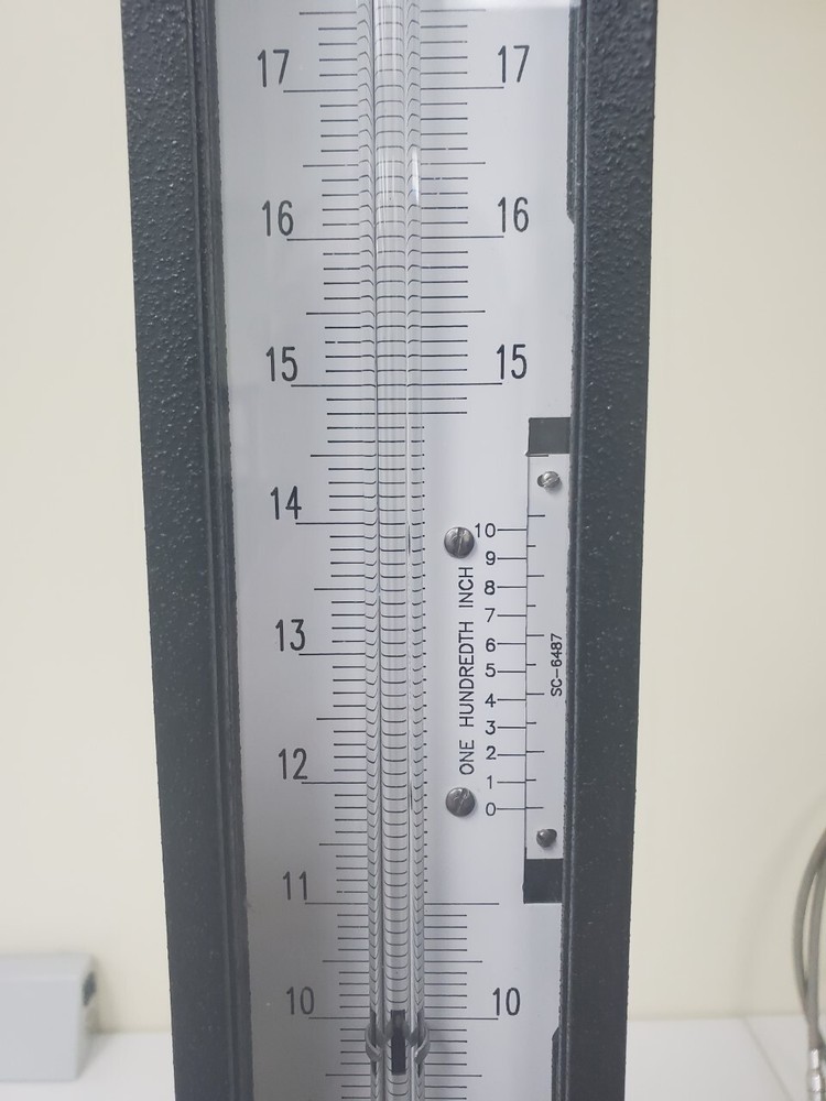 Meriam Analog Manometer Model 30EFX25TM