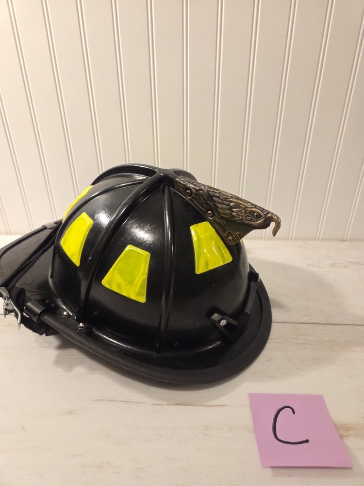 MSA Cairns Firefighter Structure Fire Helmet 1044 Black
