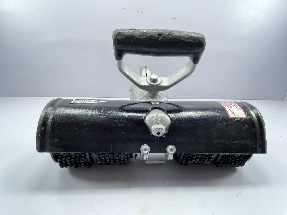 Aurand 592264 MP6E Pneumatic Deck Scaler Paint Rust Remove Tool Cleaning Area12"
