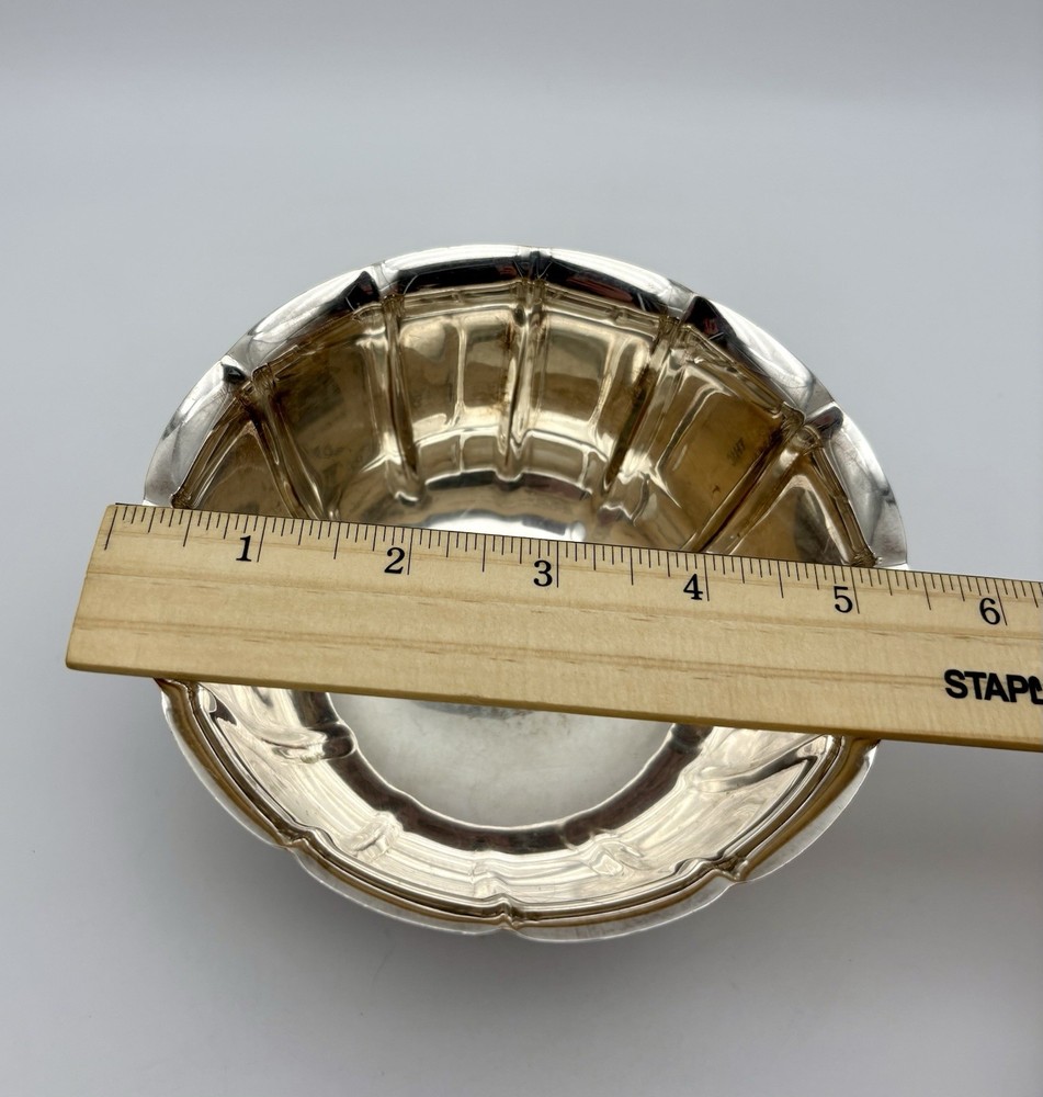 Vintage Crescent Silverware Co. MCM Silver-plate Fluted Bowl Footed Shiny Classy
