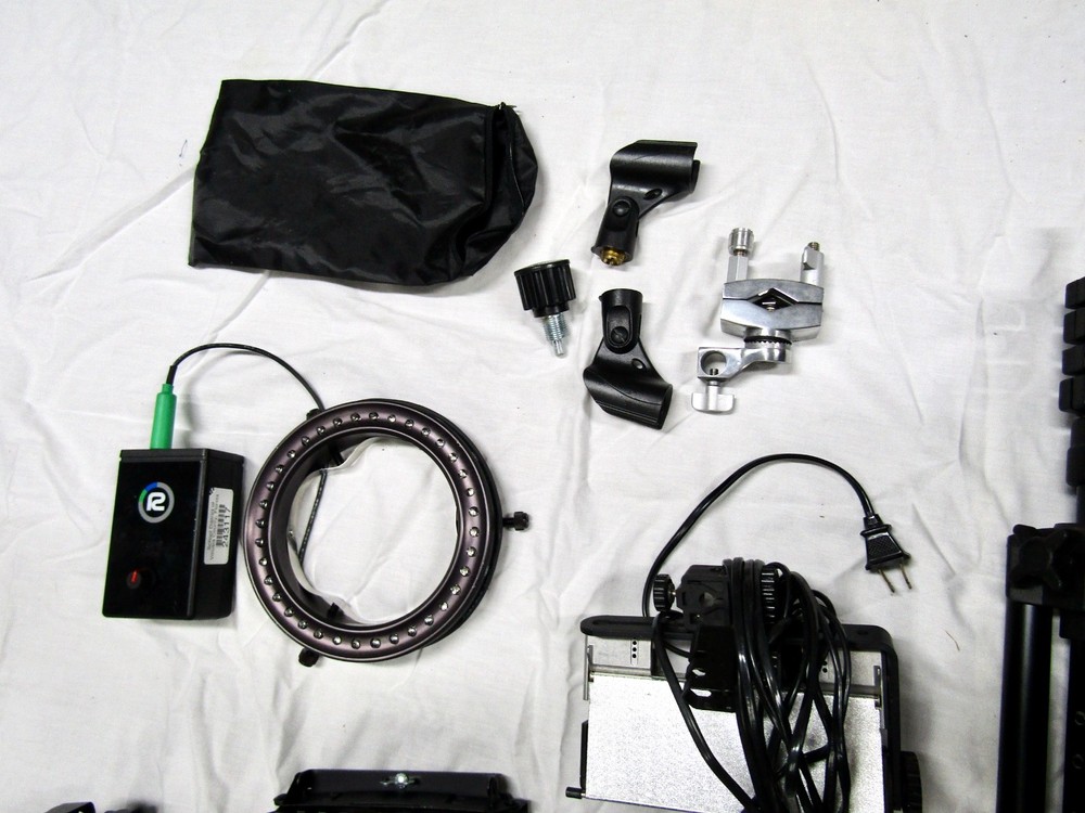 Lowel Omni Light, V-Light, Ring Light & Tripods Studio / Video Light Kit