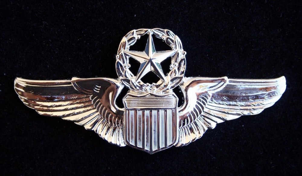 COMMAND PILOT WING MINI PEWTER HAT LAPEL PIN MADE IN AIR FORCE ARMY CORPS AFB