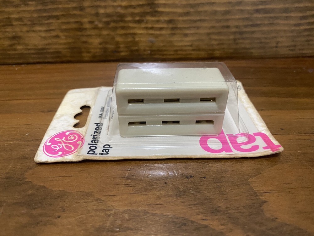 Vtg General Electric Polarized Tap Outlets Ivory