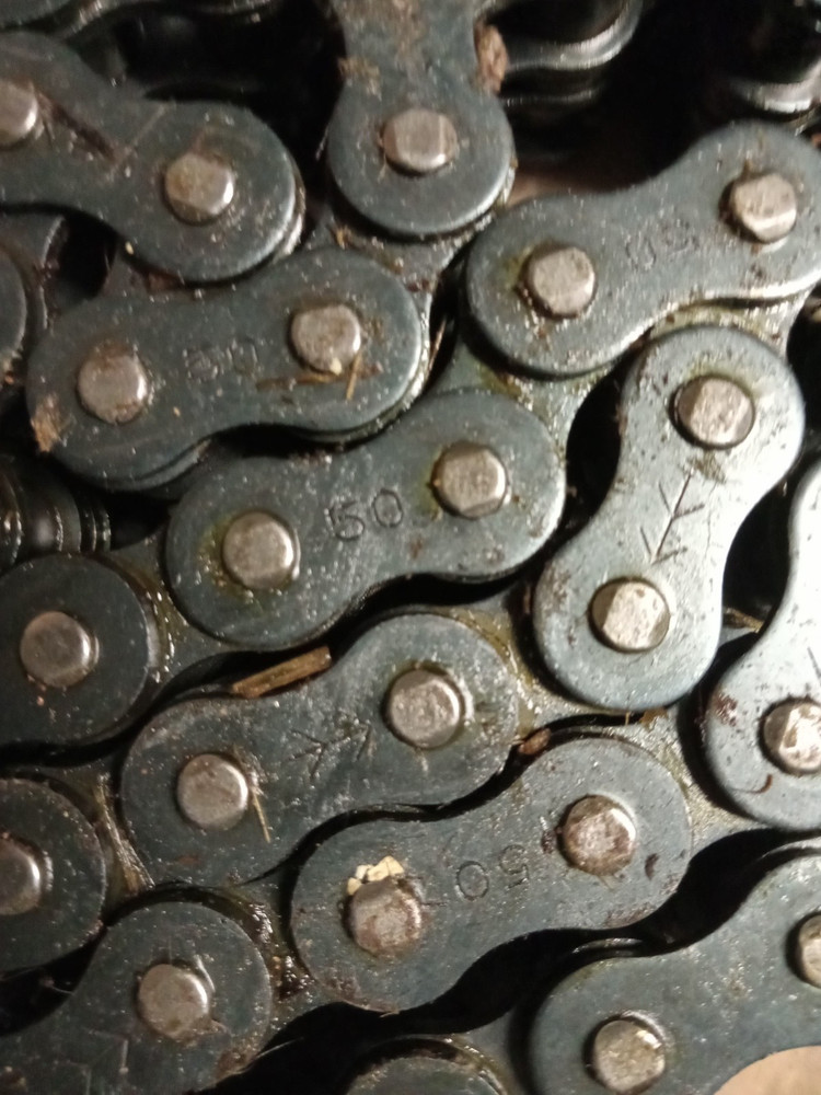 Diamond 50-2 Chain; Spring Clips; Offset Clips; Open Box; Approx 130 Links, 7'
