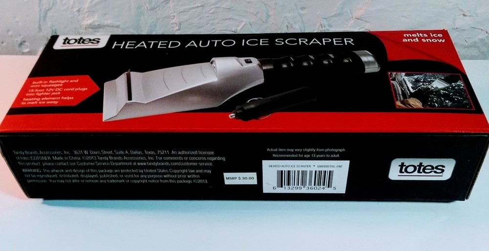 Totes Heated Auto Ice Scraper Flashlight 15' 12 Volt DC Cord Built in Squeegee