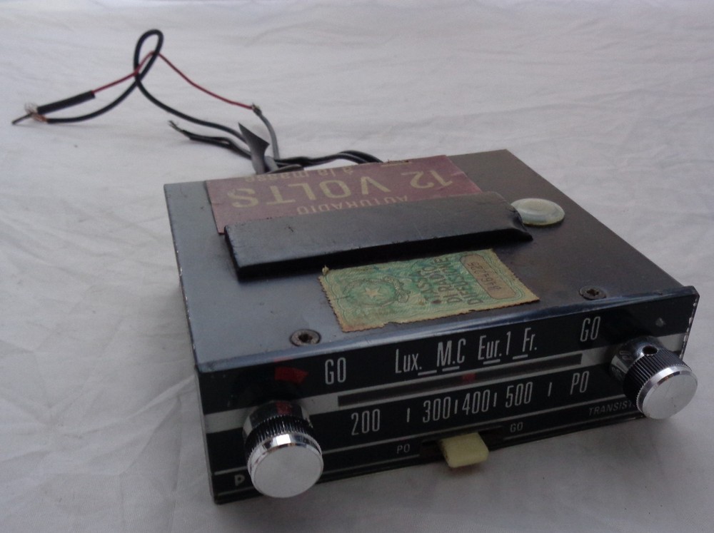 PORTABLE ERA CAR RADIO PHILIPS TRANSISTOR 5 VINTAGE CAR RARE