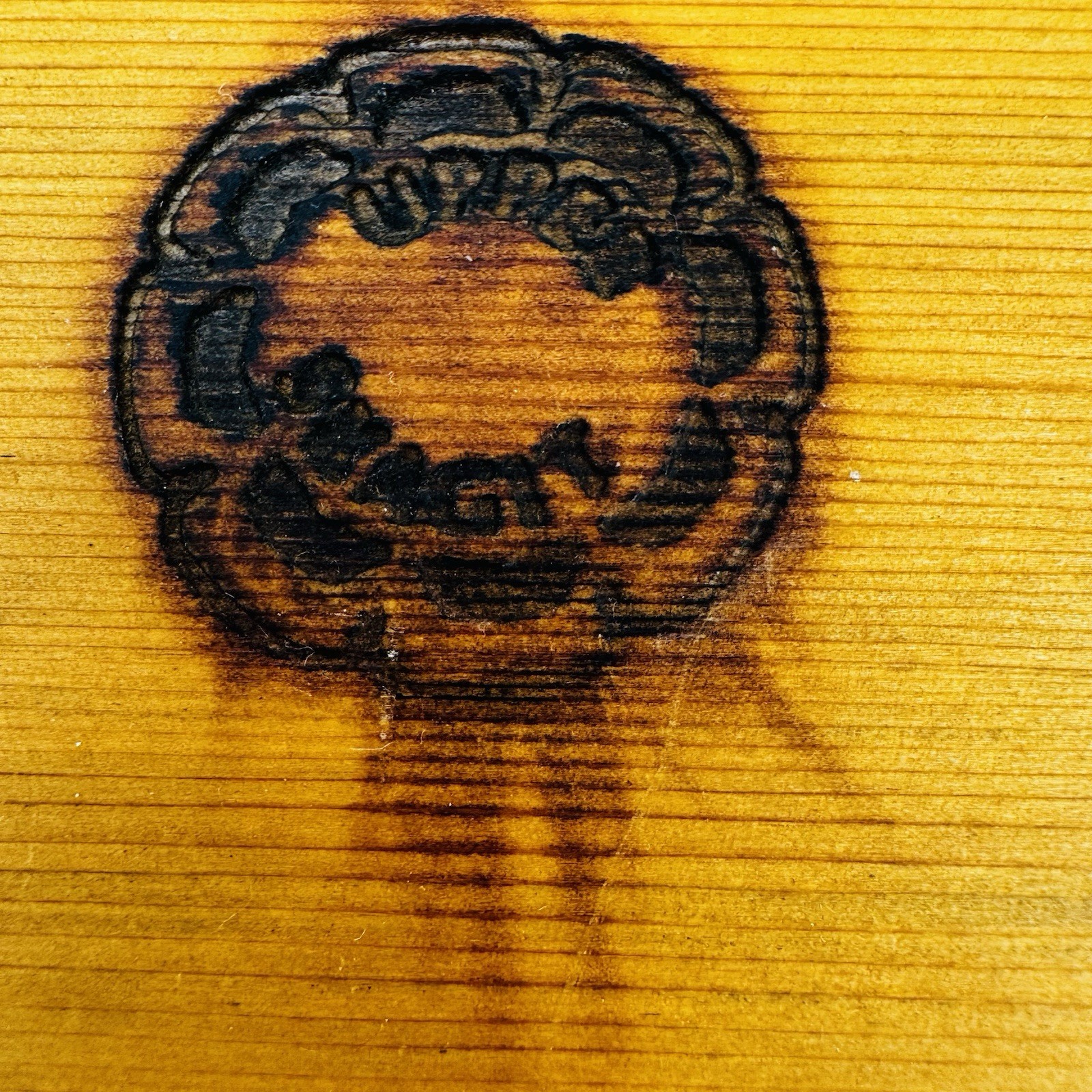 VTG 1987 P Dunthorne Upper Skagit Crab Northwest Cedar Wood Trinket Box 8"x8"