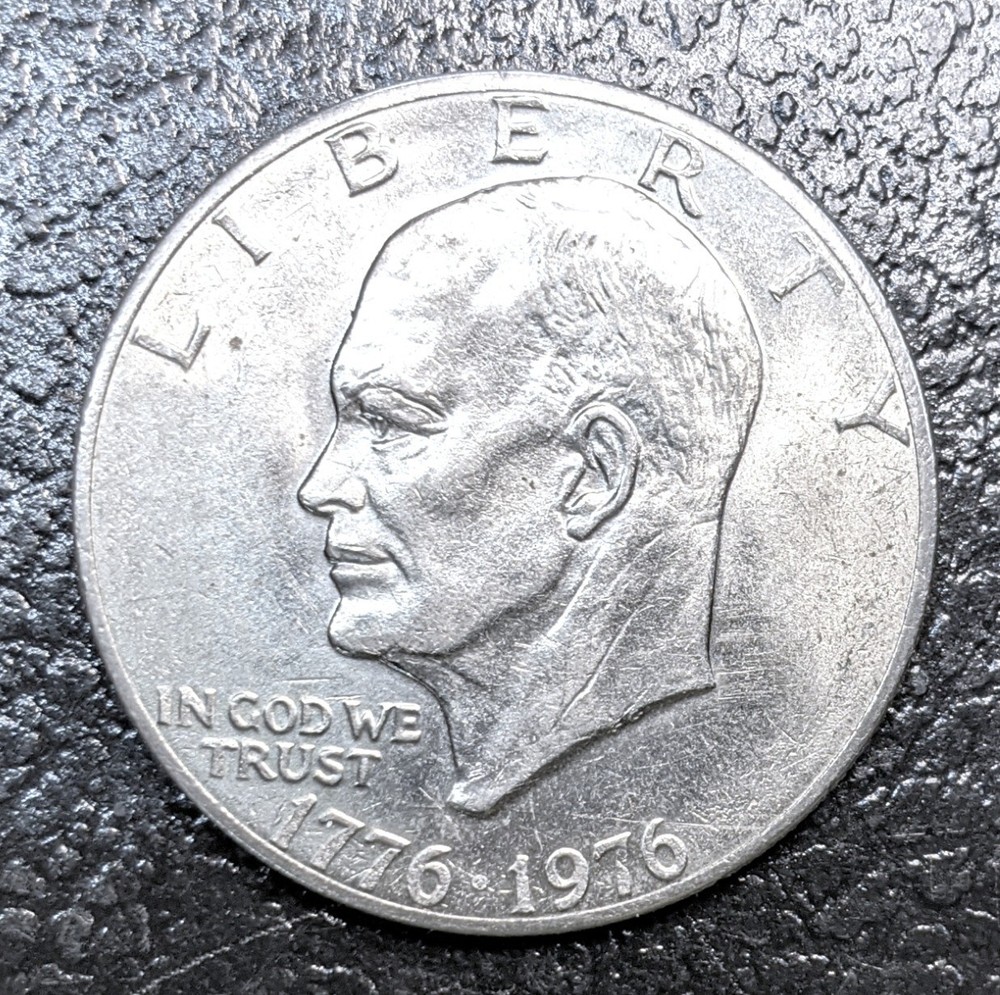 1776-1976  Eisenhower , Bicentennial Dollar Coin