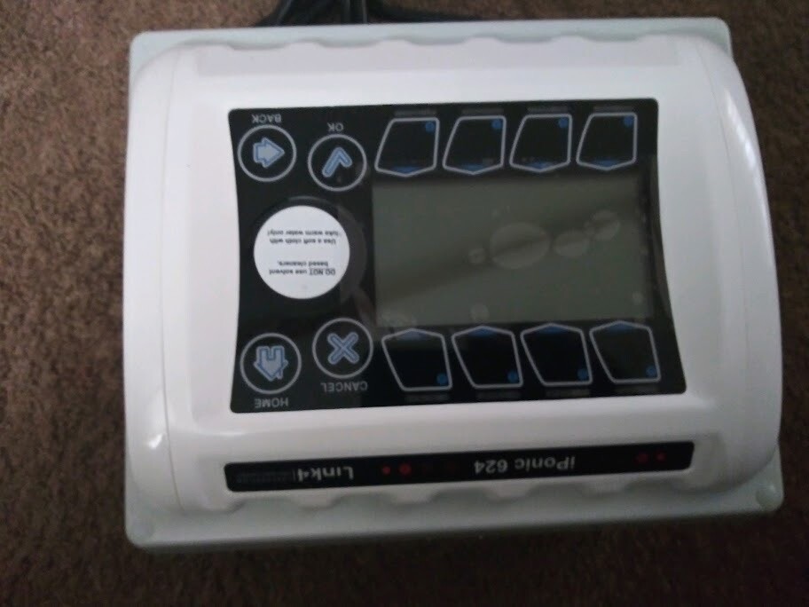 Iponic 624 Dual Room Climate Controller