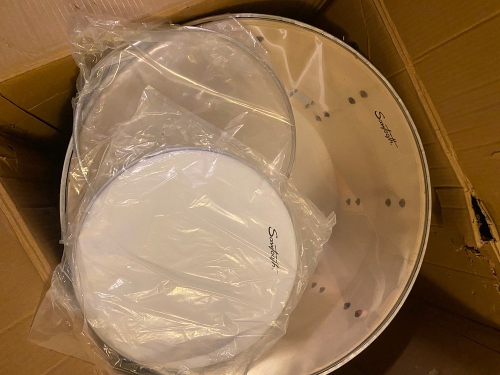 Sawtooth Command Series Drum Shell Pack(missing rack tom)