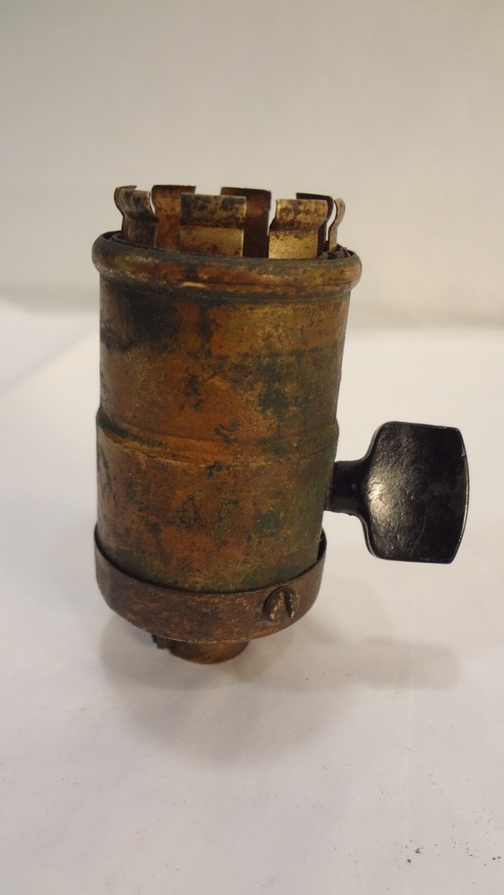 antique socket Westinghouse base unmarked Lang shell Edison Era IONA?