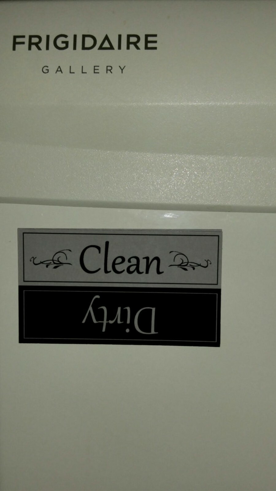 Clean / Dirty Dishwasher Magnet - Glossy Waterproof Magnet - 2 x 3.5 inches.