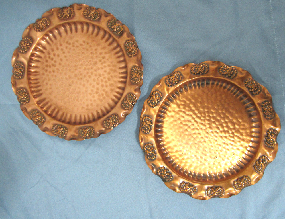 Solid Gregorian Copper Hammered Plate Flowers Wall Hanger Folk Art