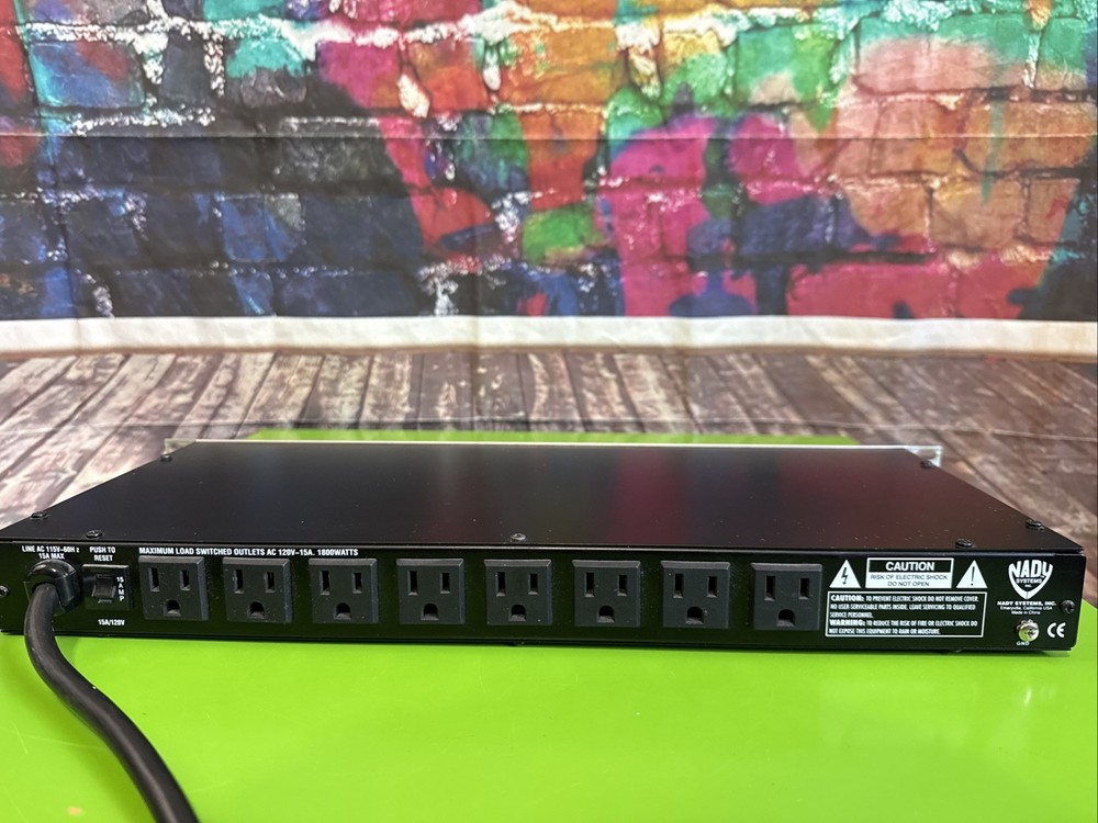 Andy Audio Power Conditioner And Light Module PCL-810