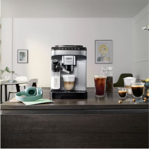 DeLonghi Magnifica Super automatic Stainless steel Programmable Espresso Machine