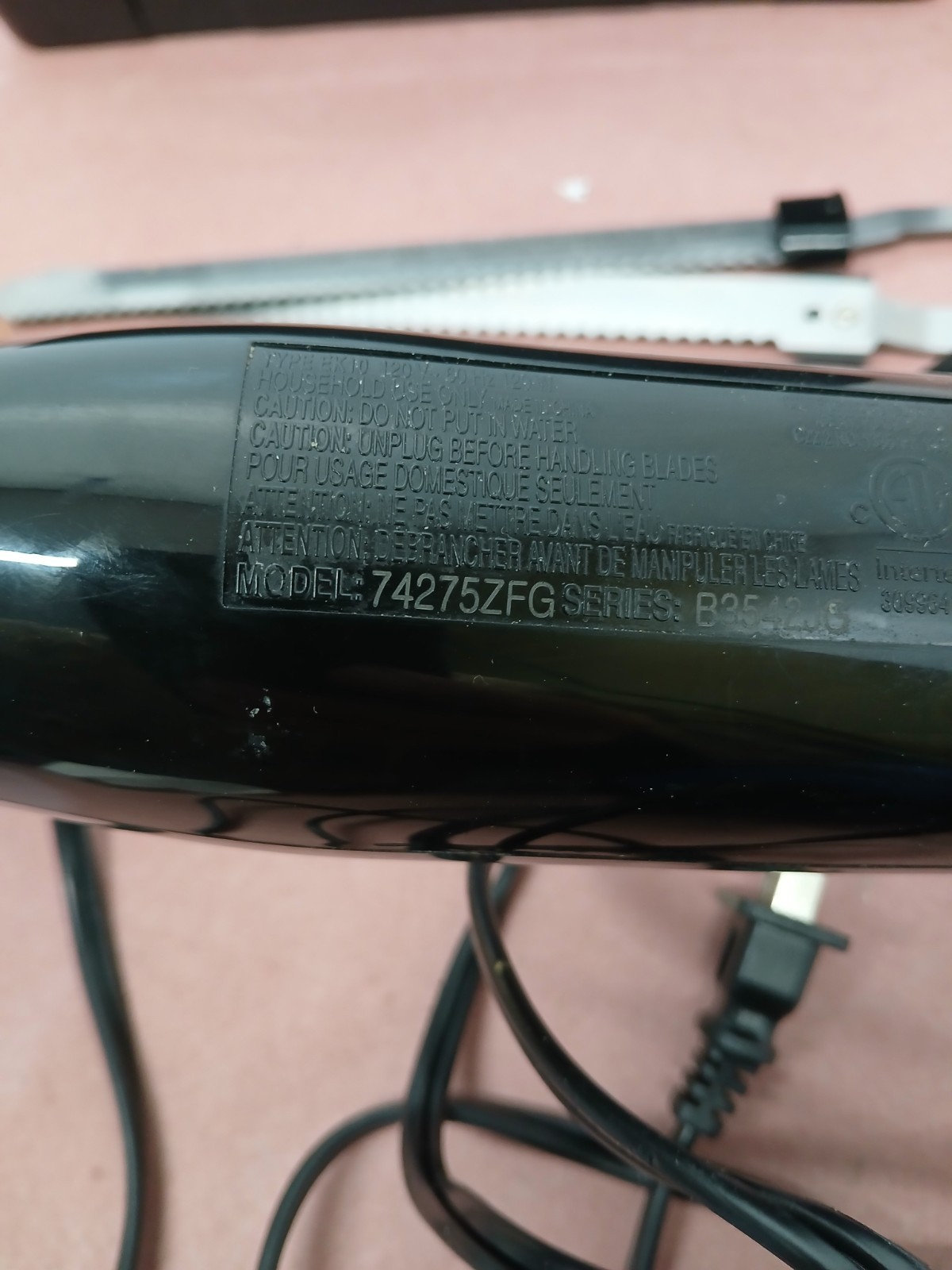 Electric Knife Hamilton Beach Model 74275 w/ Blades Storage Case