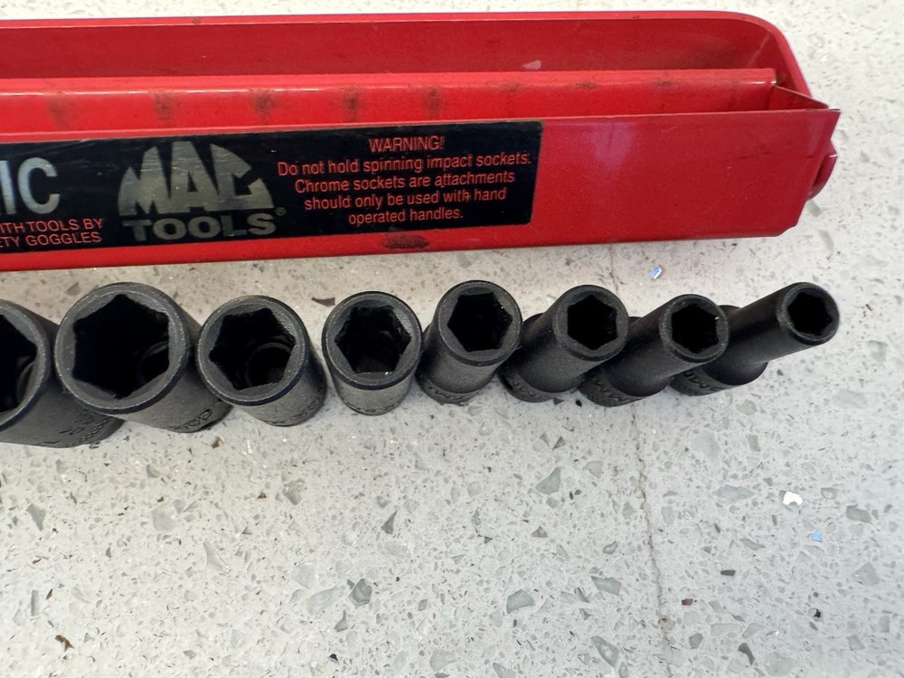 Mac Tools 11-PC. 1/4" Drive 5-15 MM Metric Intermediate Impact Socket Set - 6-PT