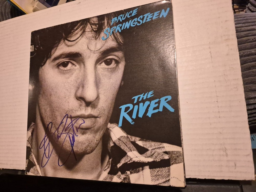 BRUCE SPRINGSTEEN autographed -signed album-tHE RIVER ekim