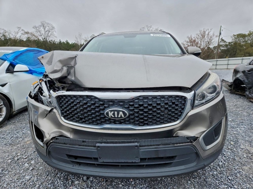 SORENTO 2017 Glove Box 4936633