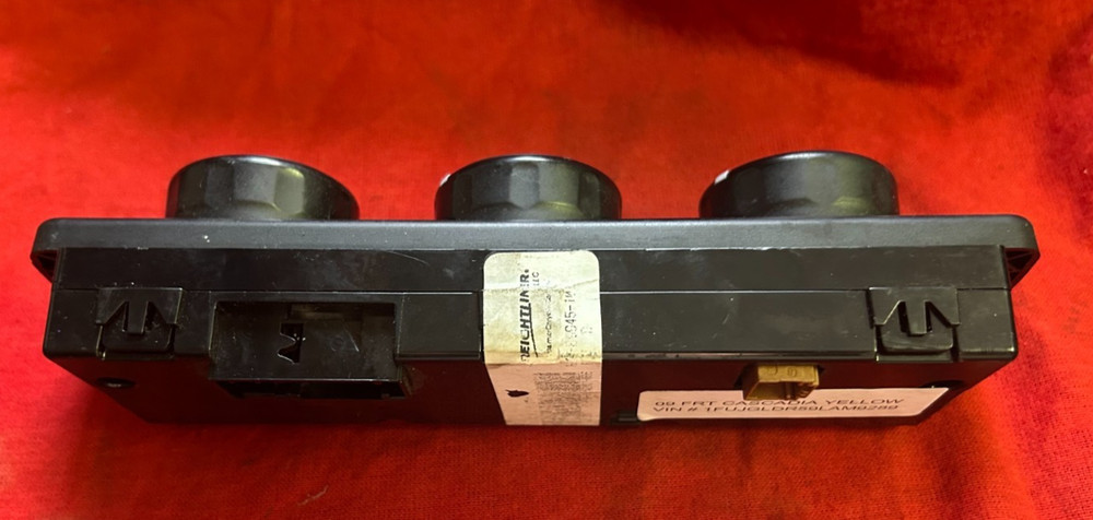 09 Freightliner A22-60645-101 Climate temperature control panel AC HVAC