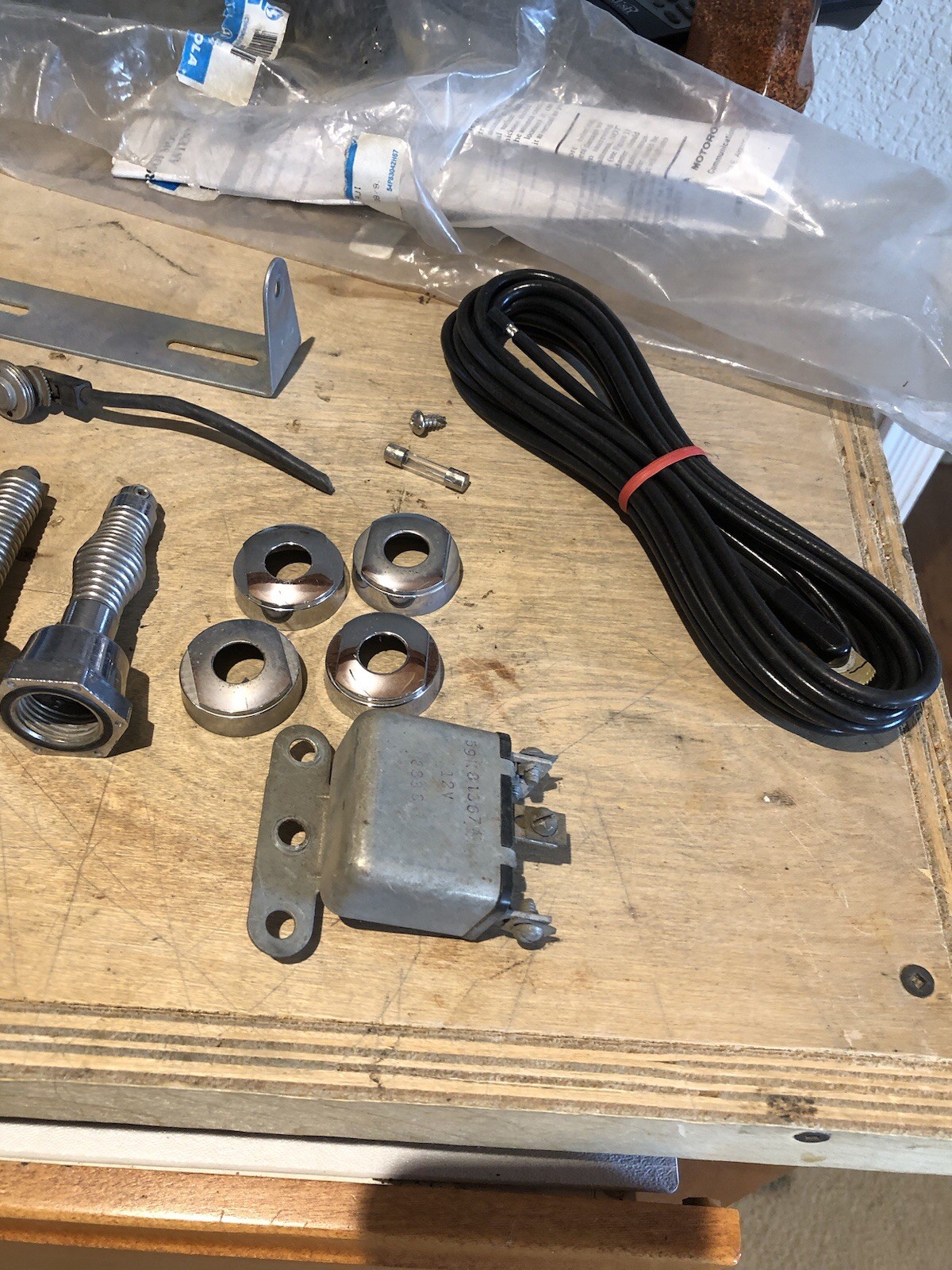 1984 Vintage Motorola Mobile Antenna LOT You get all