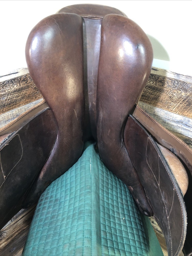 17.5" M Touluose Close Contact Saddle - Brown