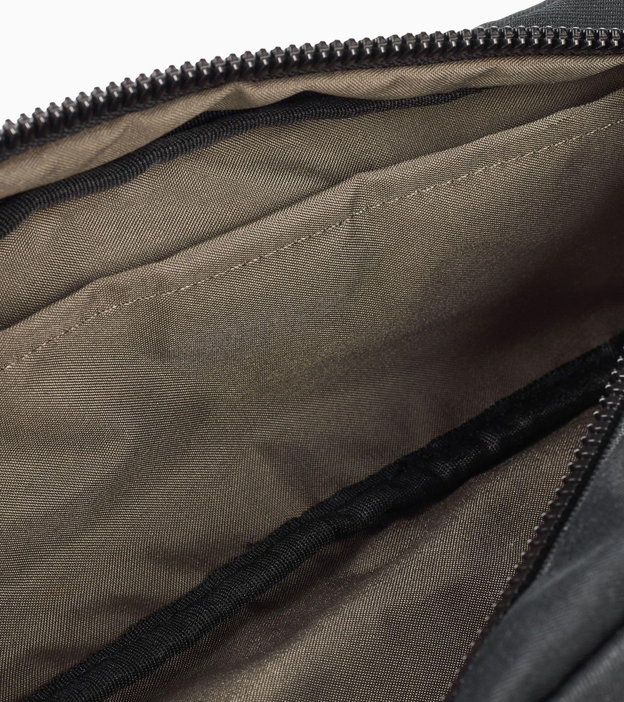 PORSCHE Pouch – Essential Collection