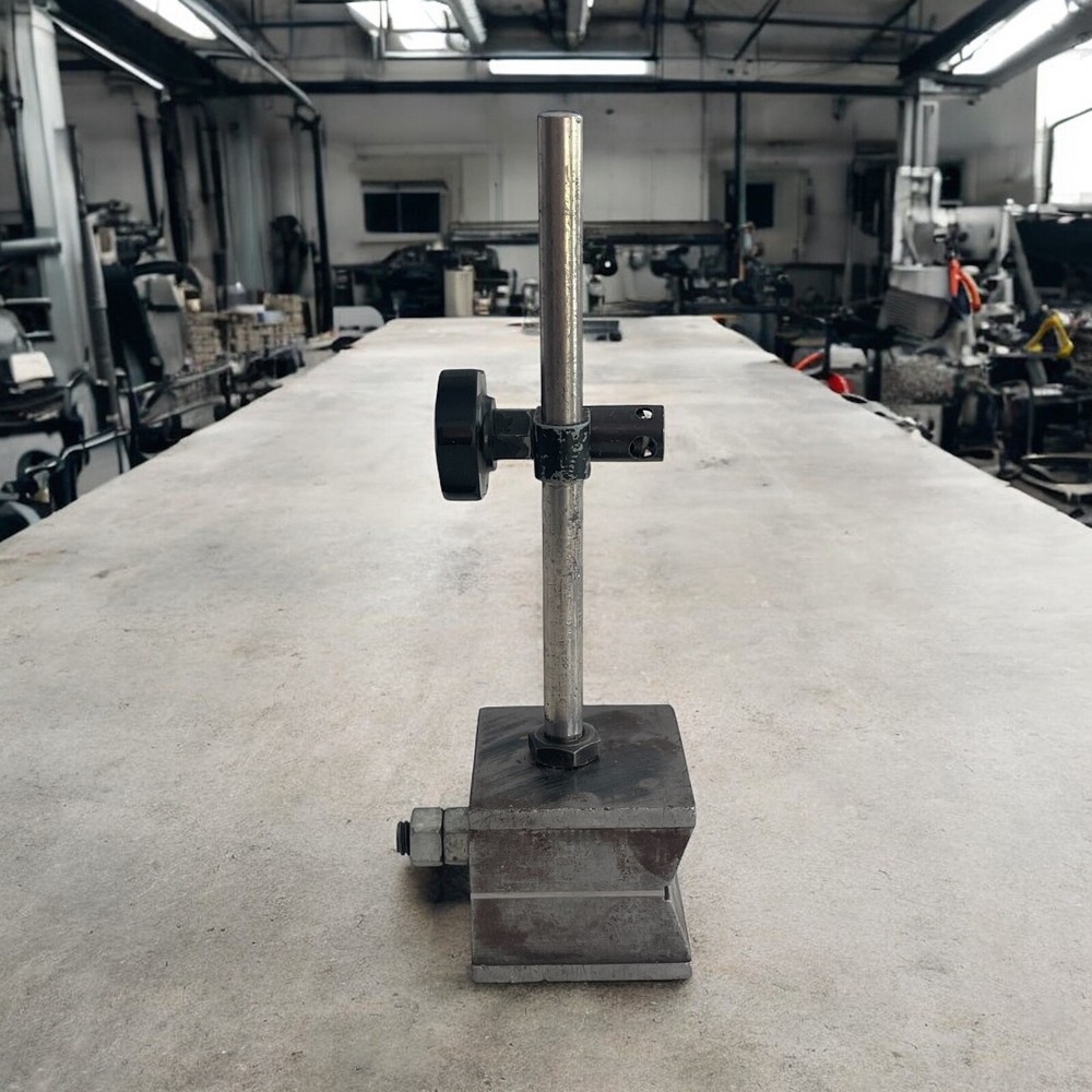 Magnetic Base With Indicator Holder