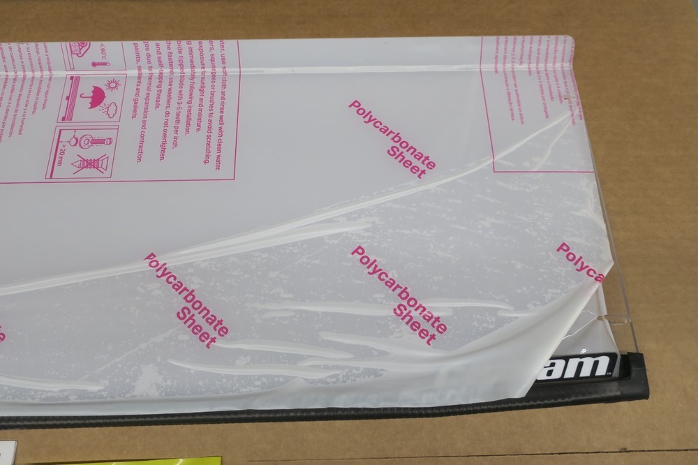 CAN-AM OEM PART. 715002433. Half Windshield Can-Am Defender.