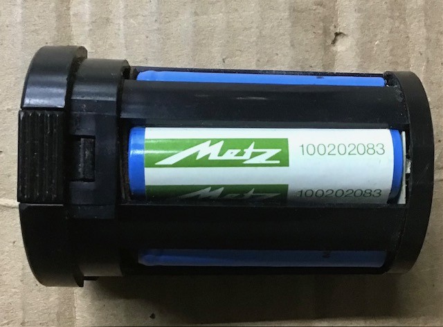 Mecablitz Model METZ 45 CL-4 Digital Flash Attachment Read Description