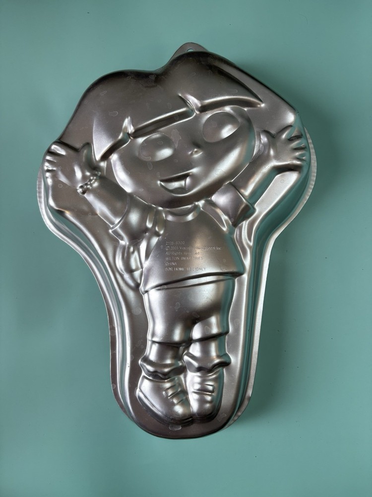 Wilton Dora The Explorer Cake Pan