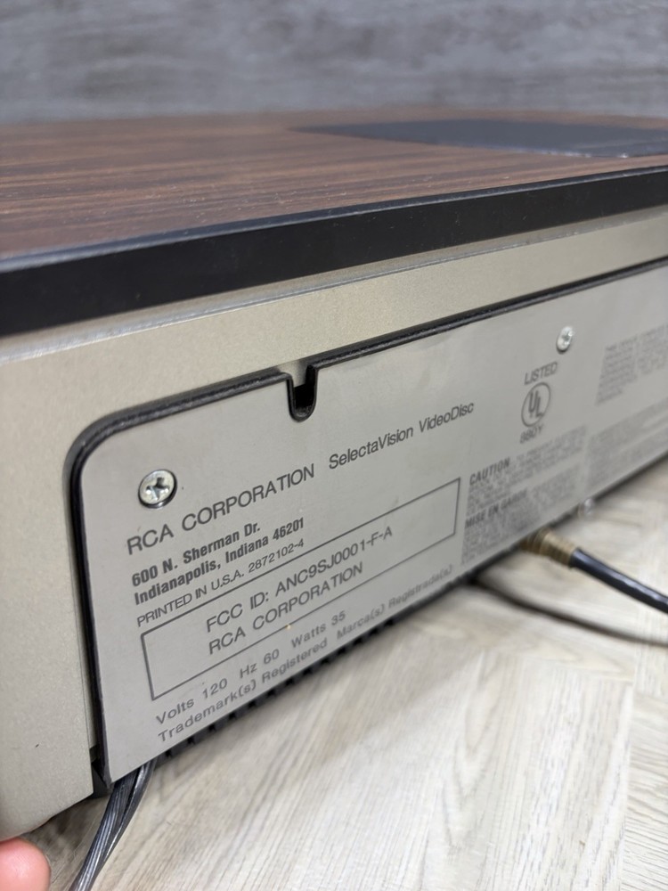 AS IS PARTIAL WORKING RCA SelectaVision CED Video Disc Player SFT100W + 3 Discs