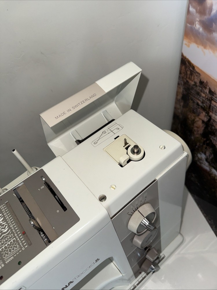 BERNINA Record 930 Electronic Sewing Machine