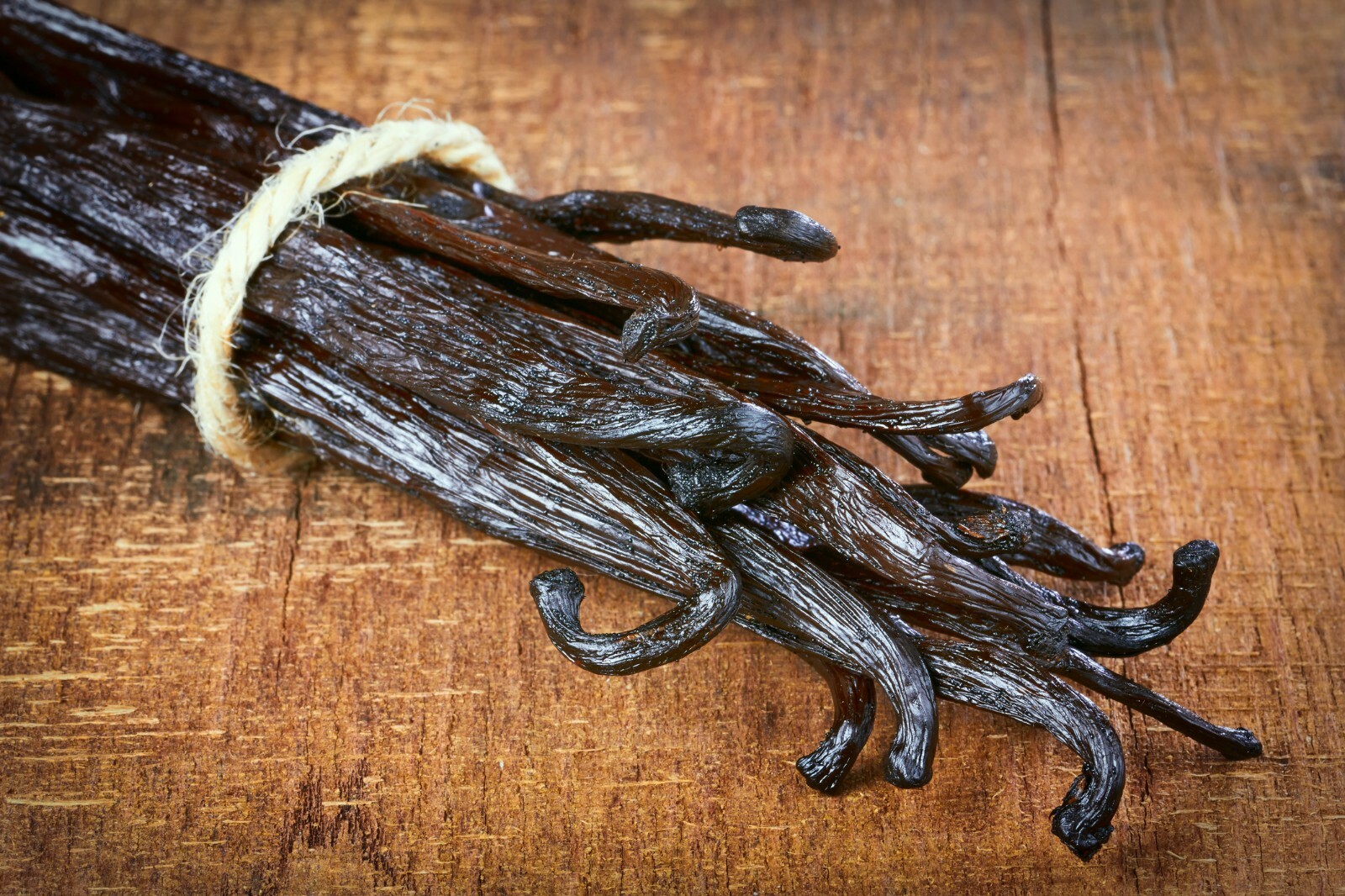 Organic Madagascar Vanilla Beans Whole Grade A Pods for Vanilla Extract & Baking