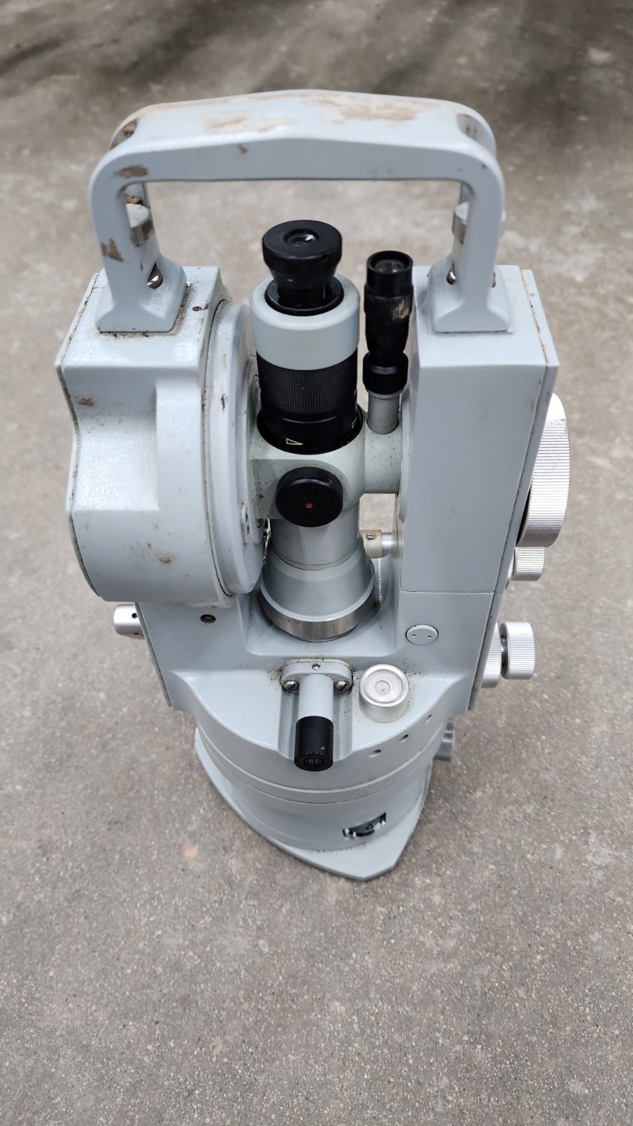 Zeiss Th2 Transit Theodolite 121360 West Germany with Carrying Case