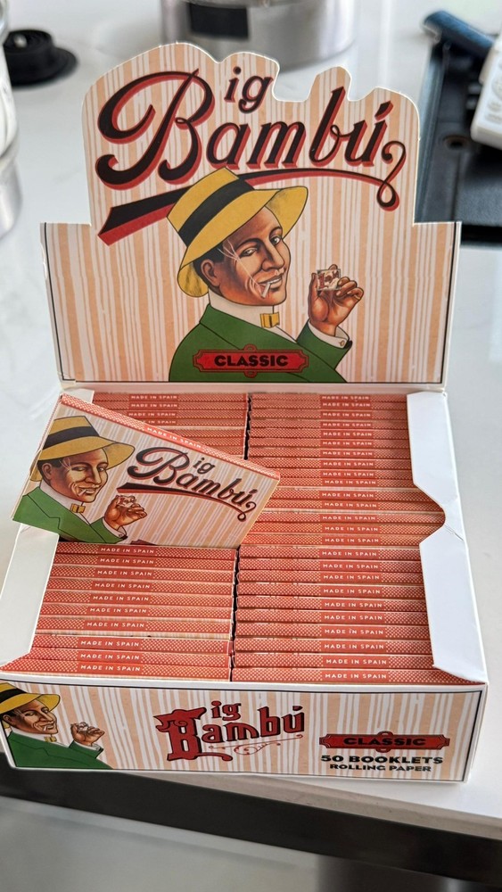 Big Bambu Classic Cigarette Rolling Papers! - ( 50-PACK ) FREE SHIPPING.