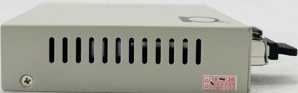 ADNET AN-UM-2SMC-AS MEDIA CONVERTER
