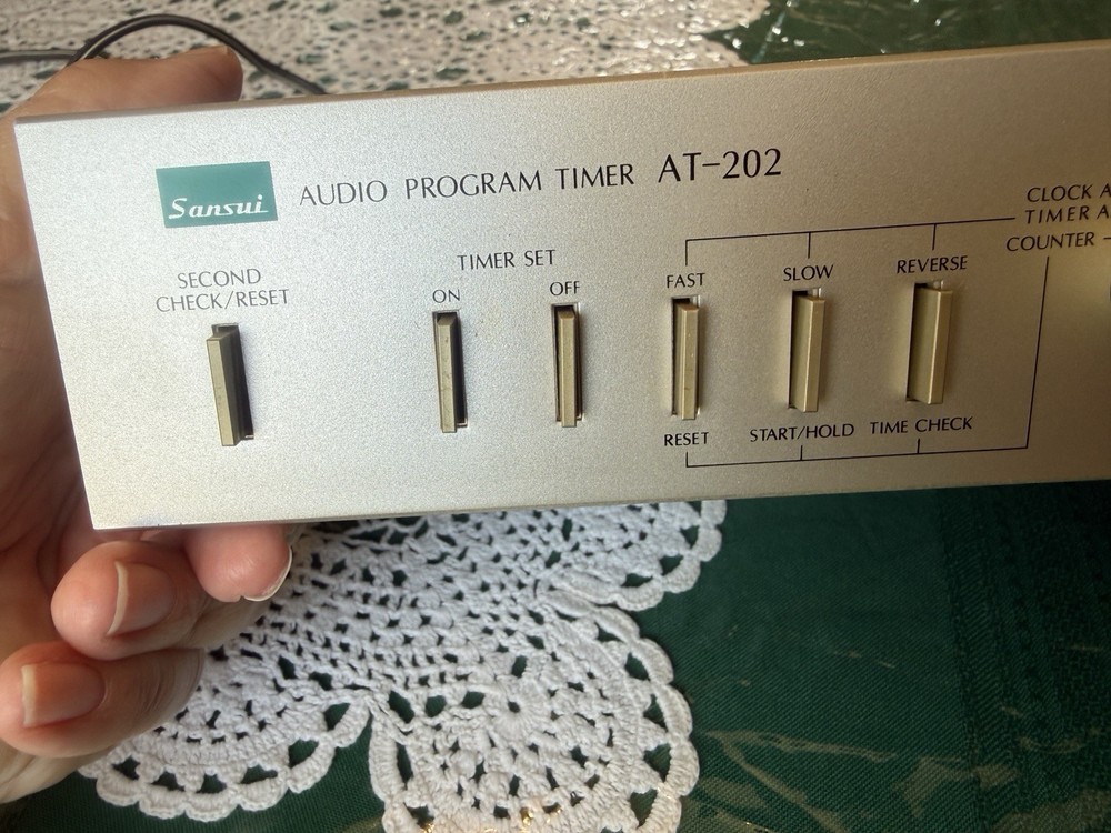 SANSUI AUDIO PROGRAM TIMER MODEL AT-202 Silver