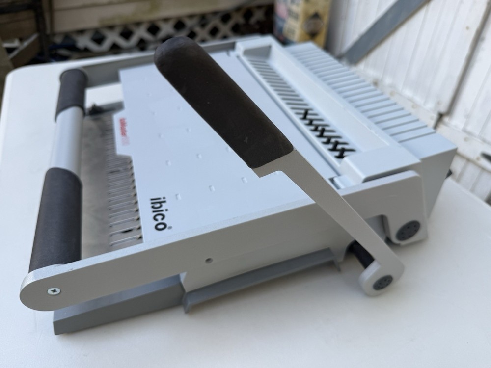 Quartet GBC Ibico ibiMaster 500 binding machine