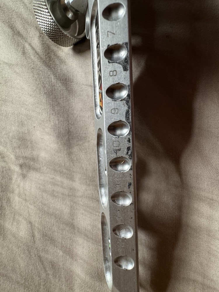 Axcel Achieve CX Sight 9-inch Right-Hand